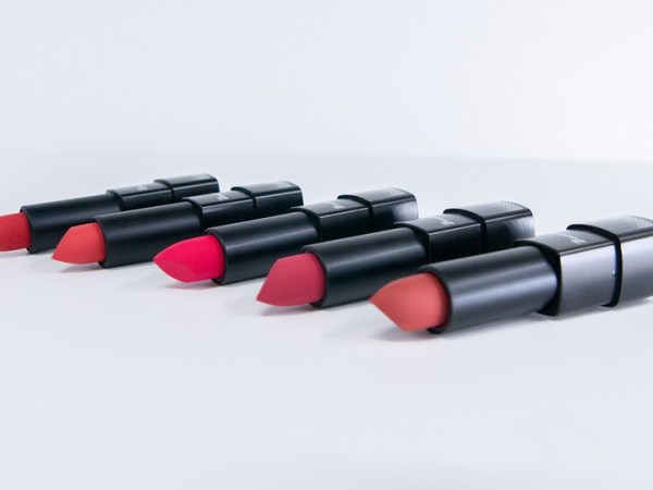 Come scegliere la giusta tonalità di&nbsp;rossetto